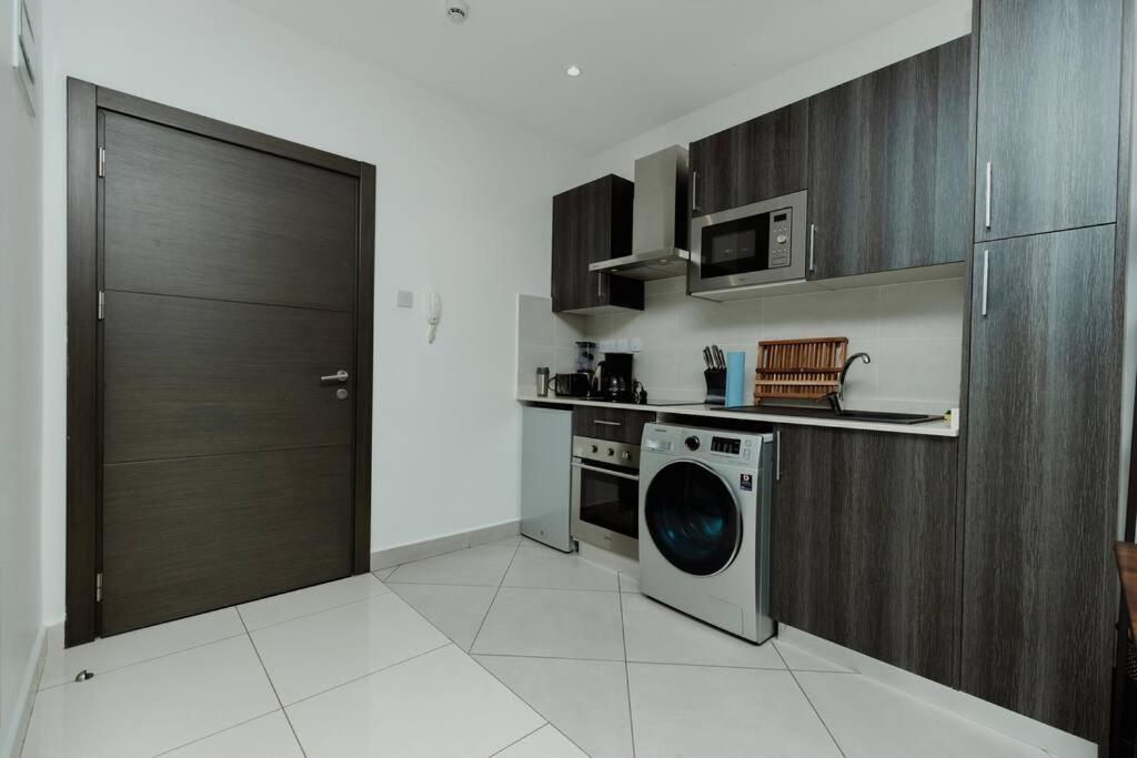Enjoy Luxury Studio W/Pool @Embassy Gardens Akkra Exterior foto